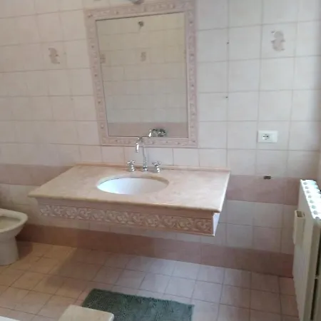 Casa San Giorgio House アックアヴィーヴァ・ピチェーナ