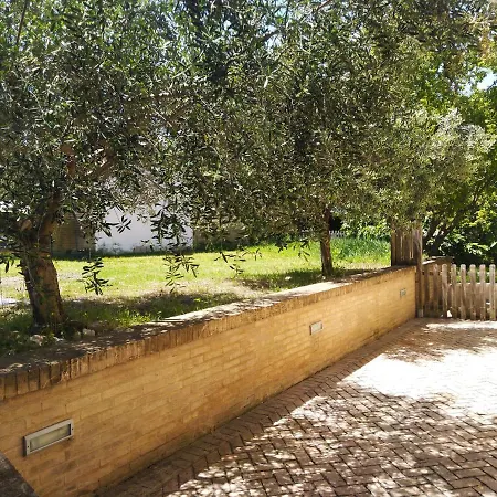 בית נופש Casa San Giorgio House אקווביבה פיצ'נה